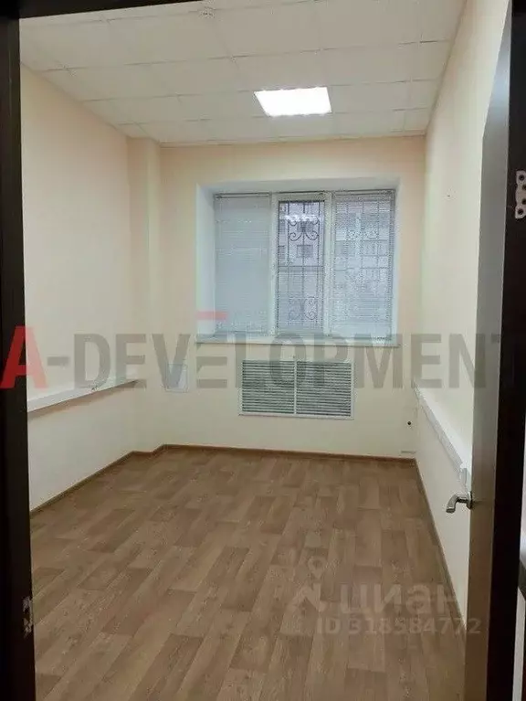 Офис в Татарстан, Казань ул. Космонавтов, 39а (52 м) - Фото 1