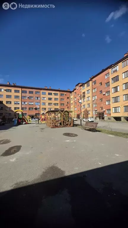 3-комнатная квартира: Владикавказ, улица Алихана Гагкаева, 11 (128 м) - Фото 2