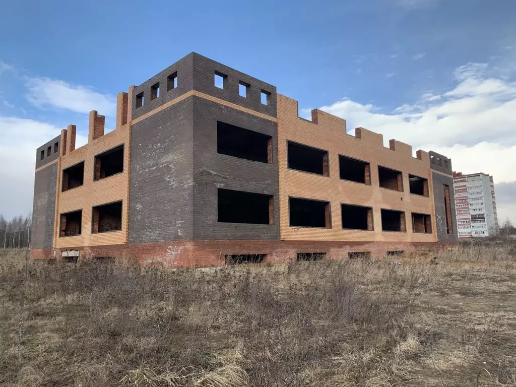 Помещение свободного назначения в Смоленская область, Ярцево ул. ... - Фото 1