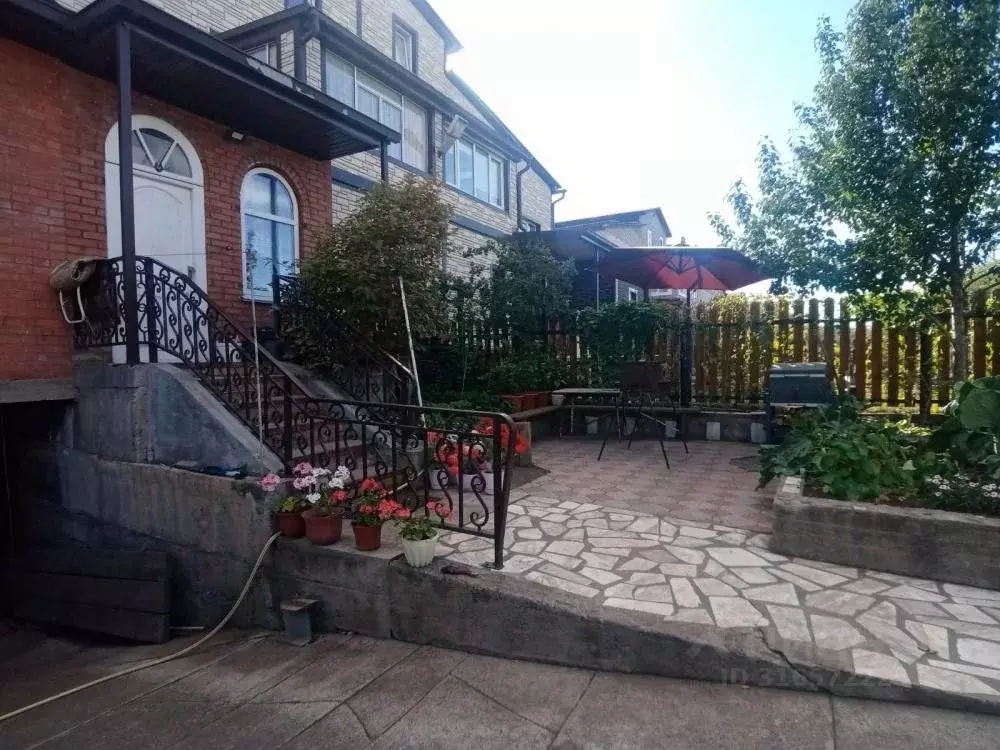 Дом в Хакасия, Саяногорск Саяногорск городской округ, ул. Курейская, 9 ... - Фото 0