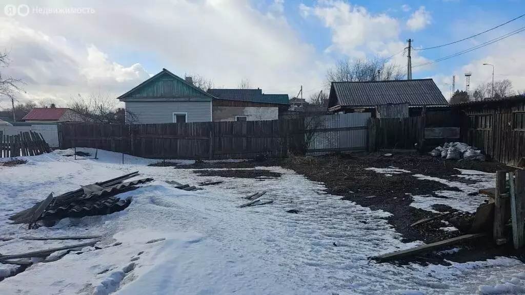 Дом в село Чигири, Амурская улица, 7 (36 м) - Фото 1