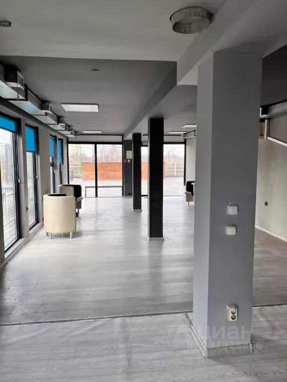 Офис в Омская область, Омск бул. Архитекторов, 35Б (54 м) - Фото 1