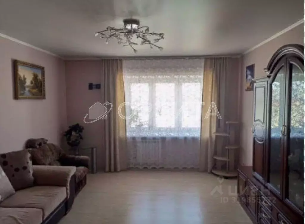 2-к кв. Тюменская область, Тюмень ул. Евгения Богдановича, 8 (79.1 м) - Фото 0