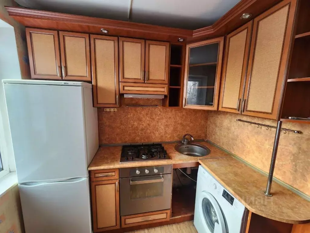 2-к кв. Курская область, Курск Курского завода тракторных запчастей ... - Фото 0