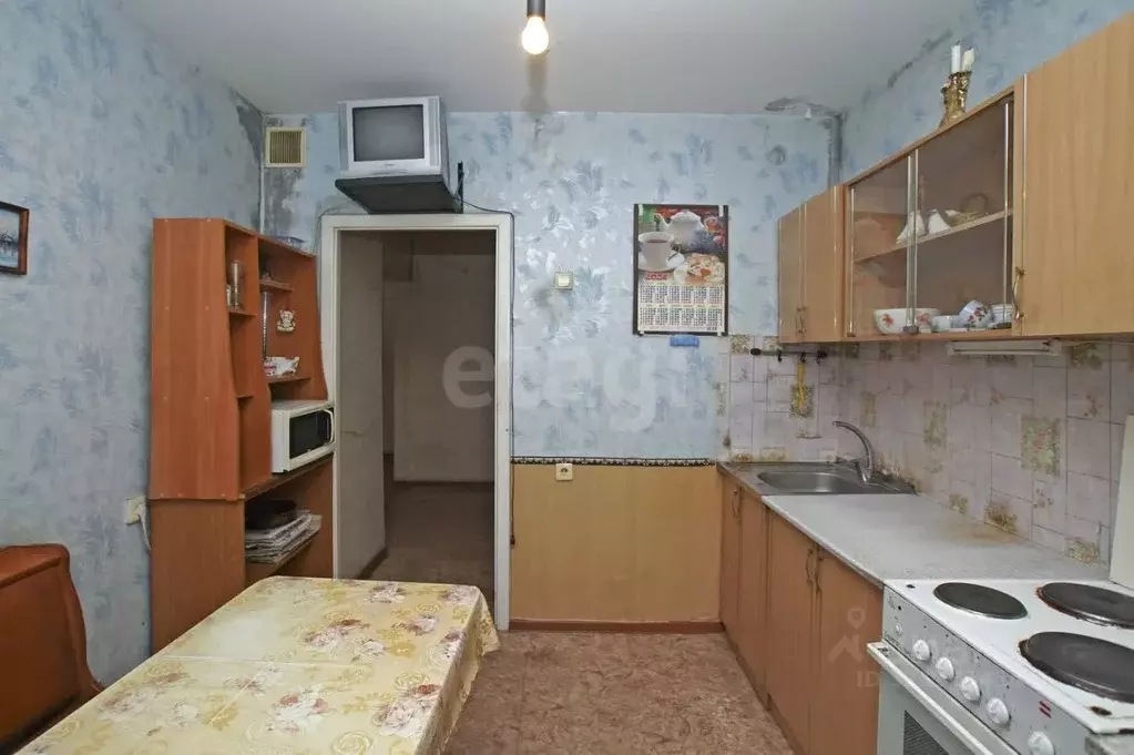 2-к кв. Омская область, Омск ул. 16-й Военный городок, 461 (56.6 м) - Фото 0