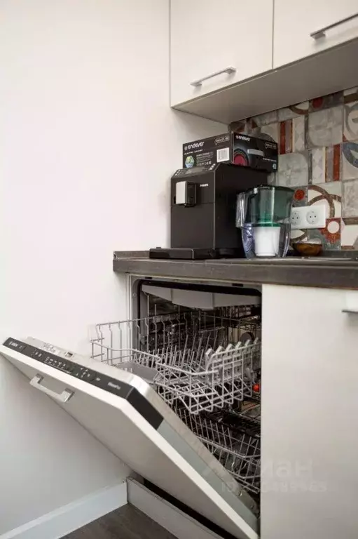 4-к кв. Ярославская область, Ярославль ул. Суркова, 6 (90.0 м) - Фото 2