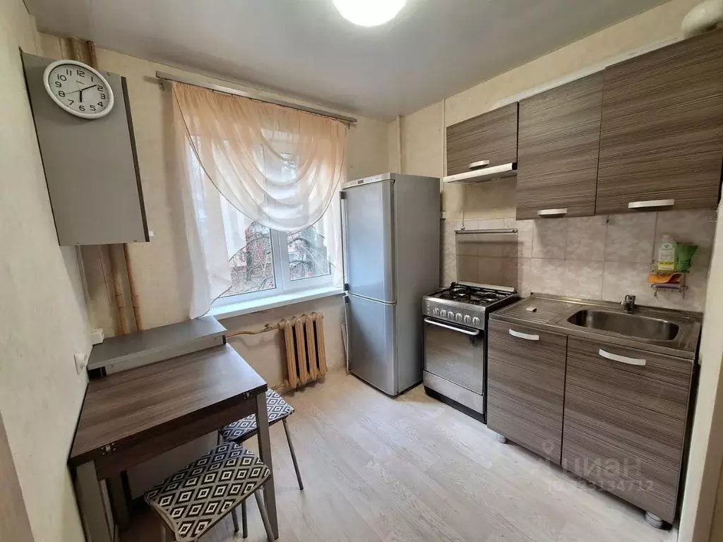 2-к кв. Смоленская область, Смоленск ул. Академика Петрова, 5 (46.0 м) - Фото 0