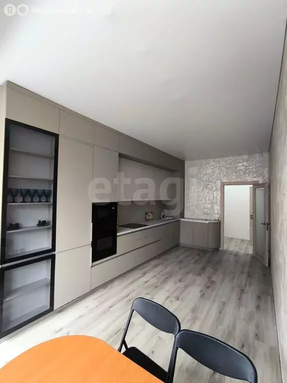 3-комнатная квартира: Саратов, Шелковичная улица, 210Б (118 м) - Фото 1