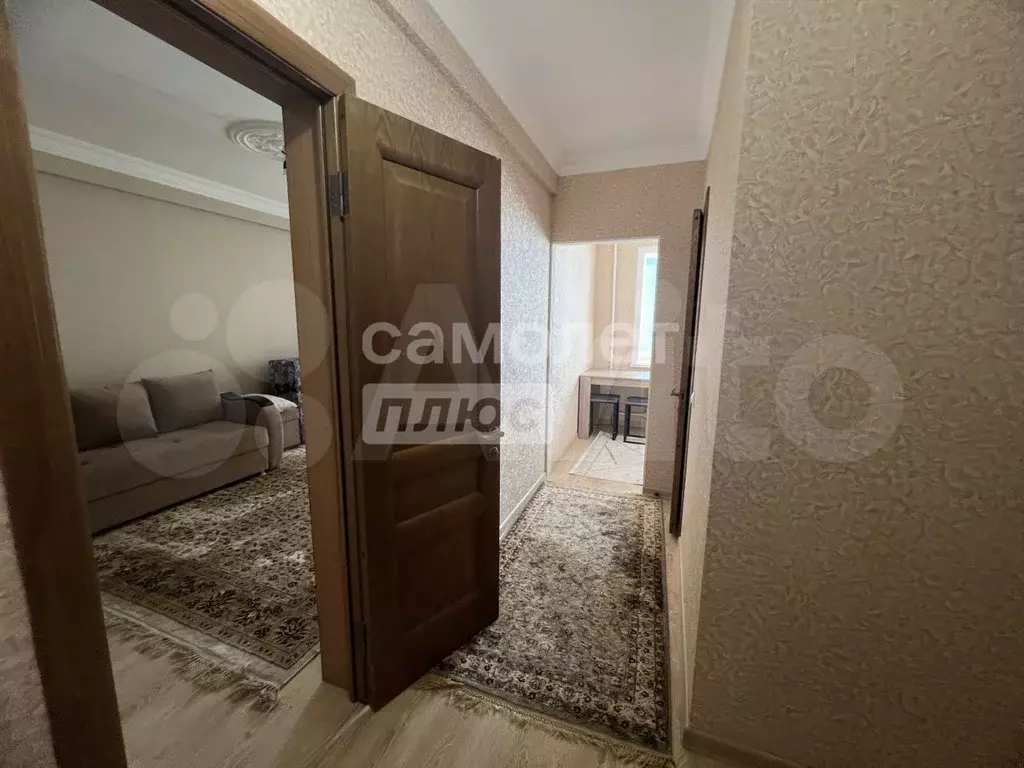 1-к. квартира, 40 м, 9/9 эт. - Фото 0