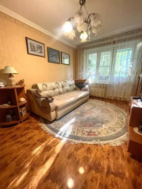 3-к кв. Москва Голубинская ул., 17/9 (56.5 м) - Фото 0