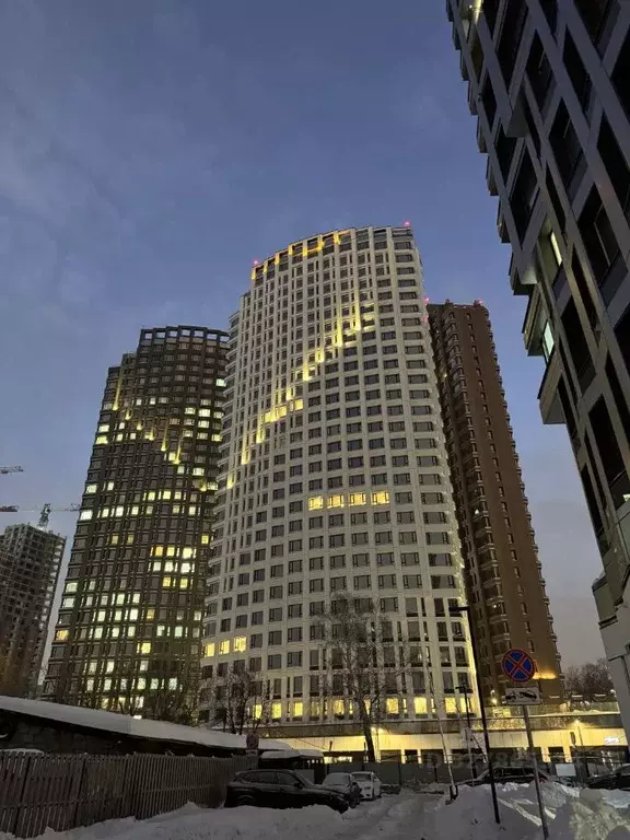 Гараж в Москва Нагатинская наб., 4Бк2 (15 м) - Фото 1