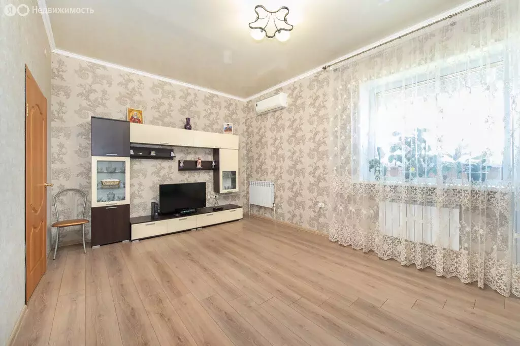 2-комнатная квартира: Магнитогорск, улица Дёмы, 123 (61.8 м) - Фото 1