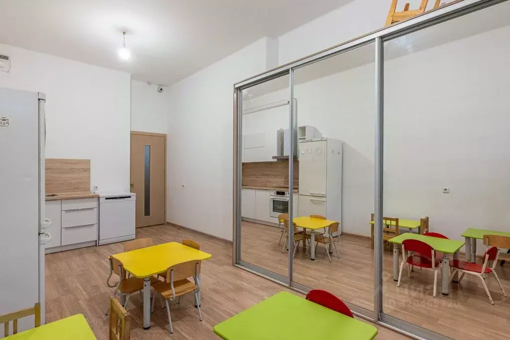 3-к кв. Свердловская область, Екатеринбург ул. Водоемная, 76 (97.0 м) - Фото 1