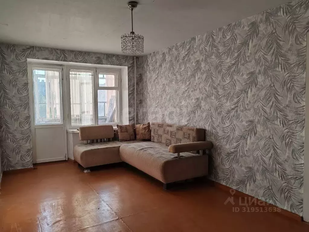 2-к кв. Курганская область, Шадринск ул. Розы Люксембург, 15 (42.7 м) - Фото 0