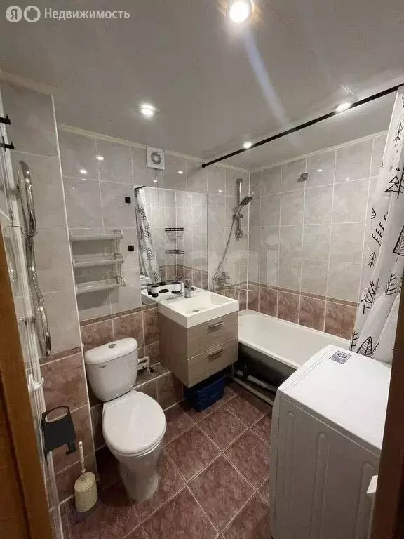 3-комнатная квартира: Калуга, улица Суворова, 158 (62 м) - Фото 0