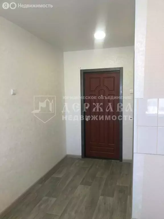 1-комнатная квартира: Кемерово, проспект Ленина, 137А (18 м) - Фото 0