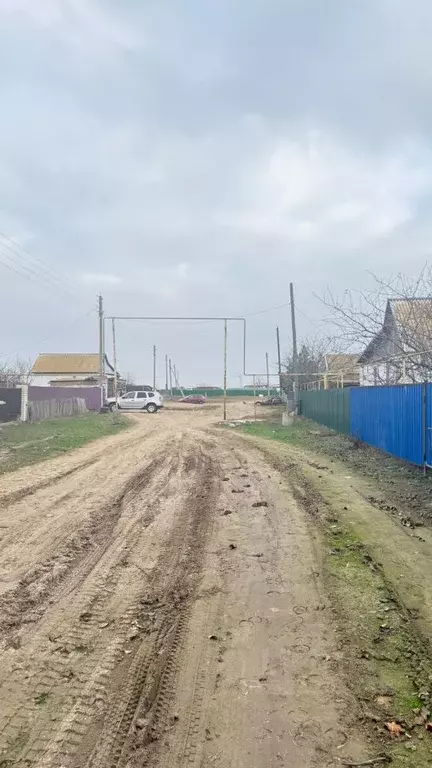 Дом в Астраханская область, Красноярский муниципальный округ, пос. ... - Фото 1