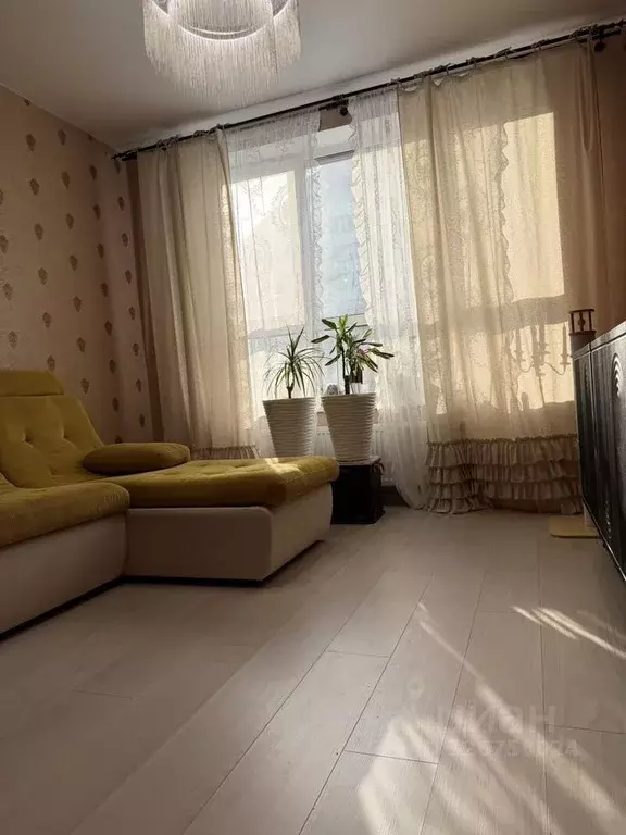 3-к кв. Свердловская область, Екатеринбург ул. Одинарка, 6 (77.0 м) - Фото 1