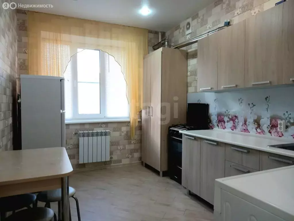 2-комнатная квартира: Красненькая, Совхозная улица, 210к3 (60.7 м) - Фото 1