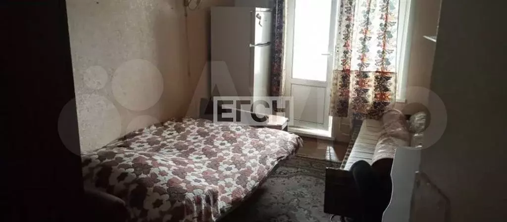 Комната 40 м в 2-к., 8/9 эт. - Фото 0