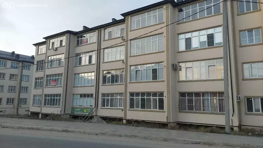 1-комнатная квартира: Нальчик, район Горная, Солнечная улица, 10к2 (45 ... - Фото 2