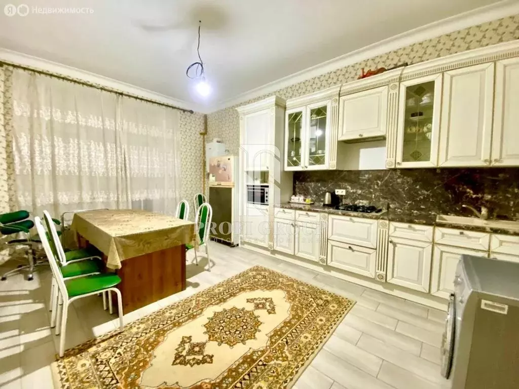 2-комнатная квартира: Махачкала, Хивская улица, 27 (85 м) - Фото 1