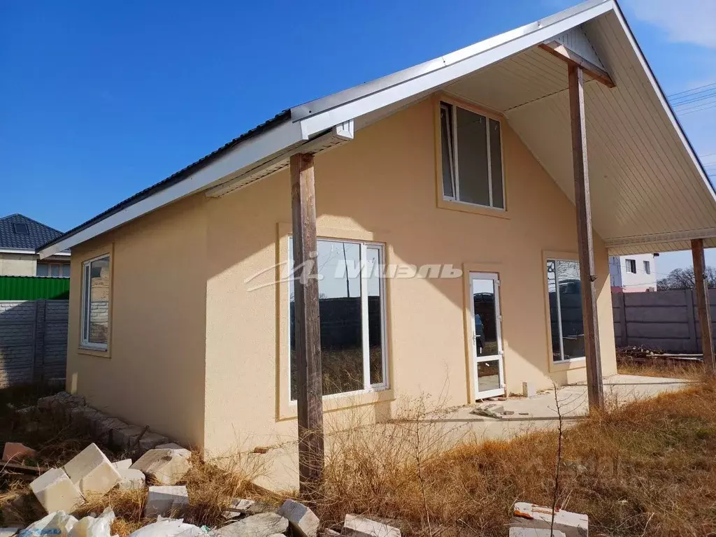 Дом в Крым, Евпатория городской округ, Заозерное пгт ул. Аллея Дружбы ... - Фото 1