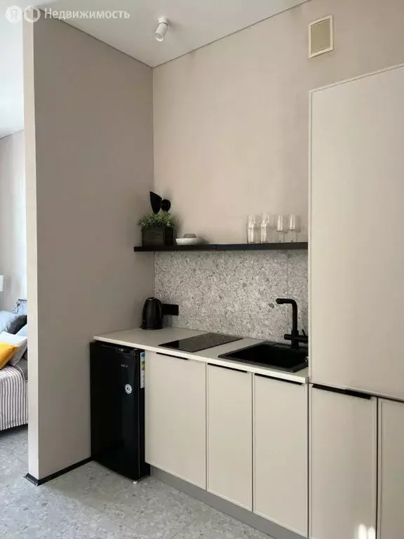 Квартира-студия: Зеленоградск, улица Гагарина, 87 (28.6 м) - Фото 2