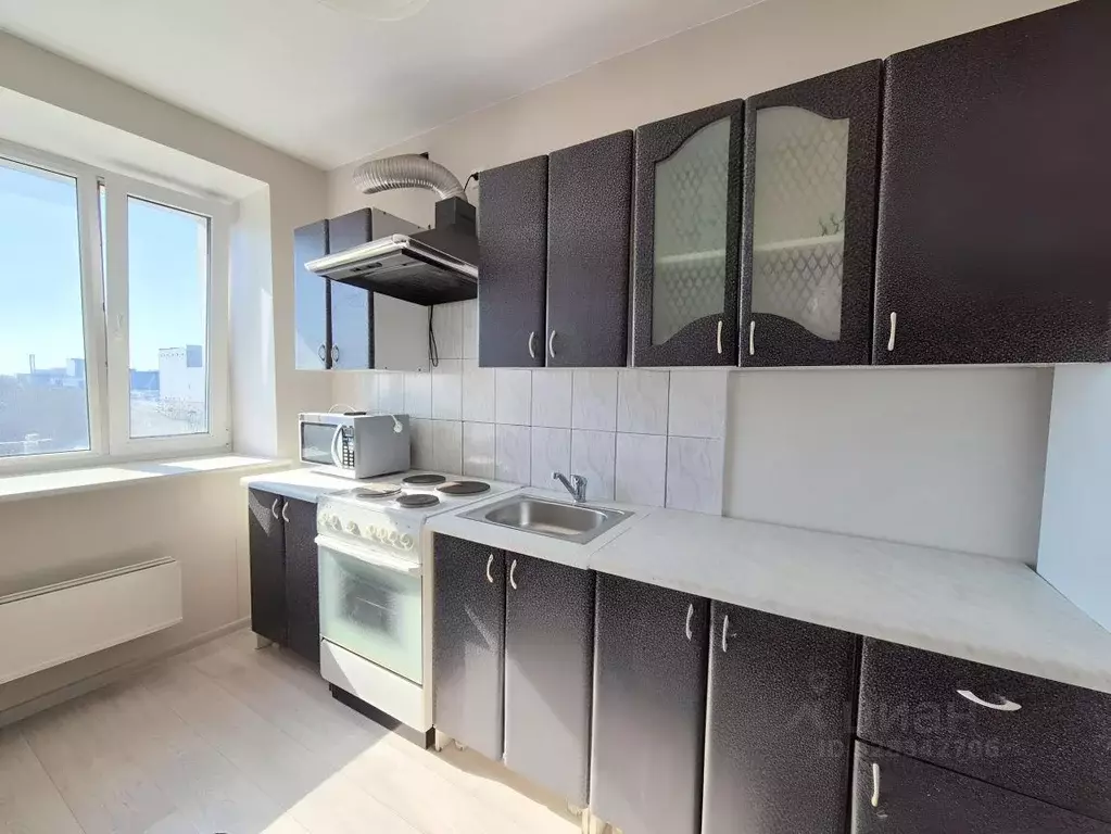 2-к кв. Омская область, Омск ул. 2-я Солнечная, 29/2 (43.9 м) - Фото 1