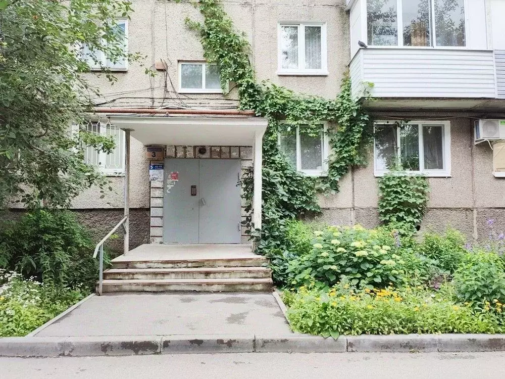 2-к кв. Пермский край, Пермь ул. Крисанова, 3 (44.1 м) - Фото 2