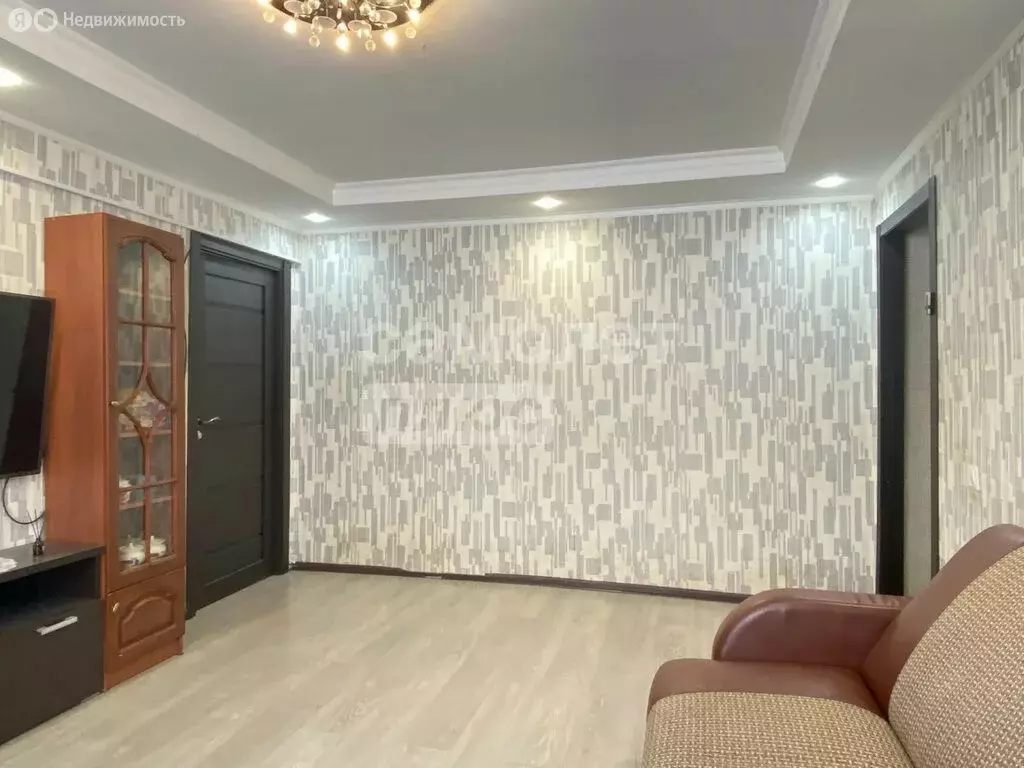 3-комнатная квартира: село Растуново, улица Заря, 7 (57.4 м) - Фото 2