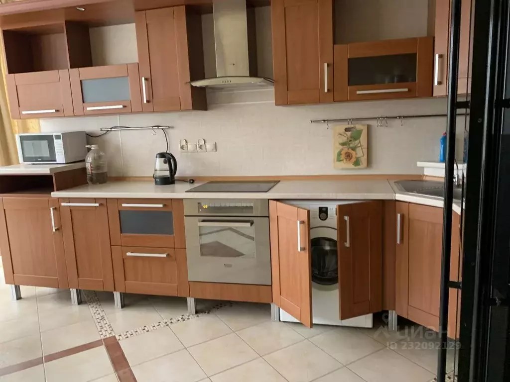 2-к кв. Хабаровский край, Хабаровск Волочаевская ул., 85 (80.0 м) - Фото 1
