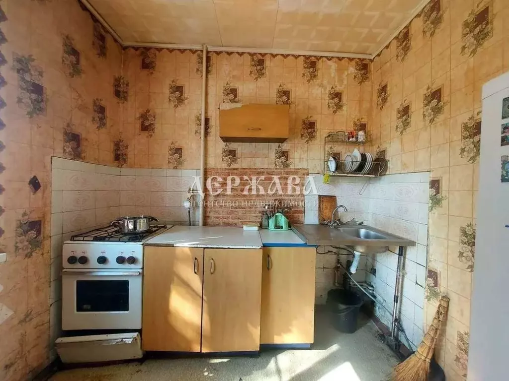 1-к кв. Белгородская область, Старый Оскол Весенний мкр, 18 (39.0 м) - Фото 0