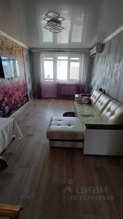 2-к кв. Оренбургская область, Орск Новый город мкр, просп. Ленина, 67 ... - Фото 0
