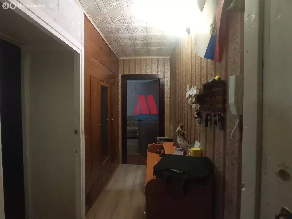 3-комнатная квартира: Рыбинск, улица 9 Мая, 4 (56.2 м) - Фото 1