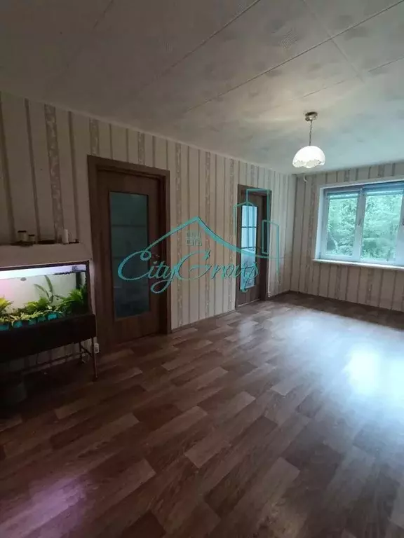Квартира, 4 комнаты, 61 м - Фото 1