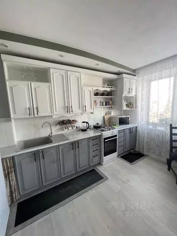 2-к кв. Омская область, Омск ул. Химиков, 47Б (63.0 м) - Фото 2