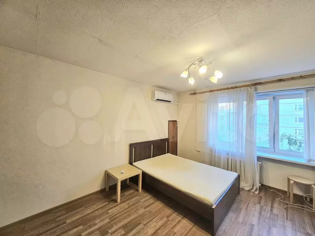 1-к. квартира, 42 м, 7/9 эт. - Фото 0