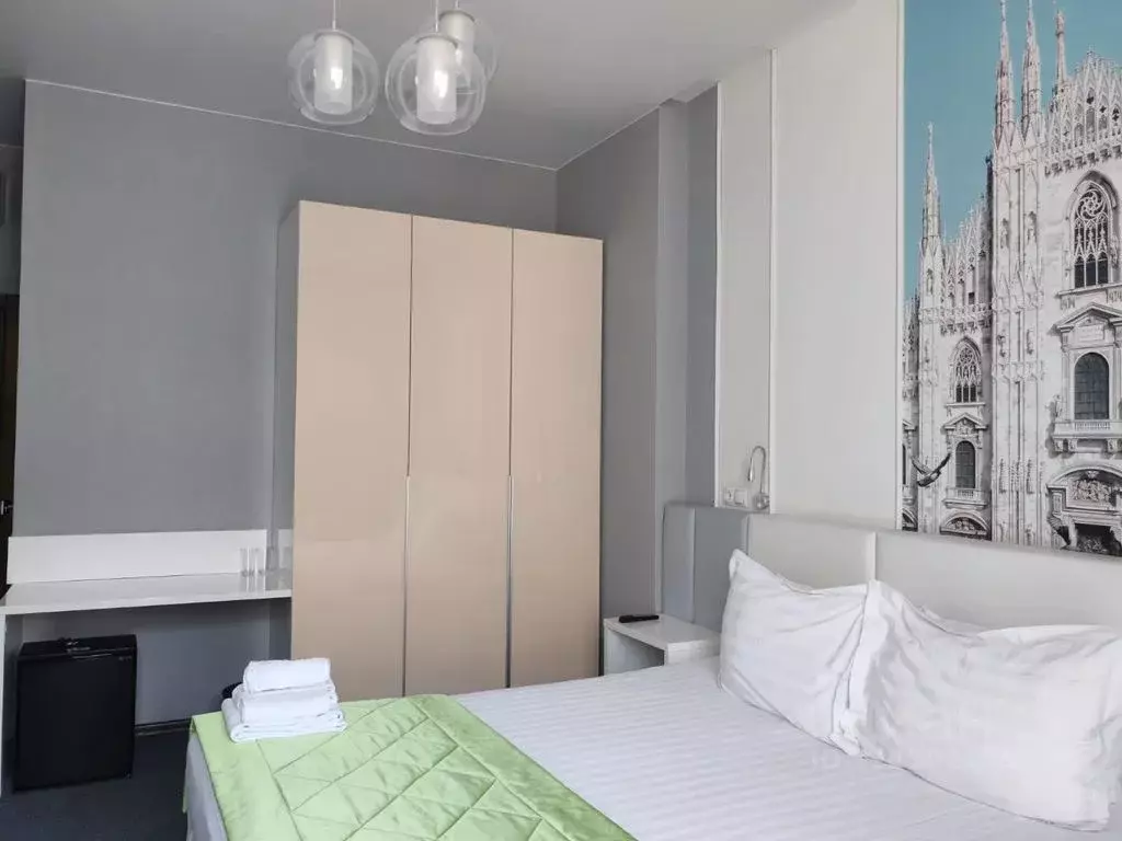 Комната Новосибирская область, Новосибирск Советская ул., 8 - Фото 1