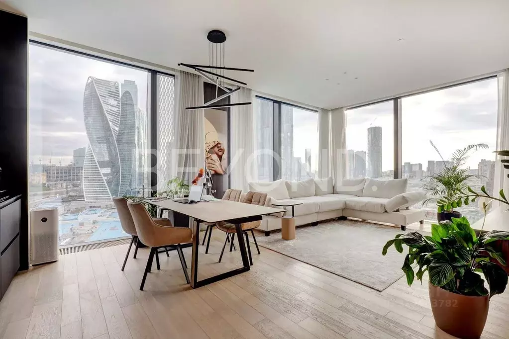 2-к кв. Москва Краснопресненская наб., 14Ак2 (67.3 м) - Фото 0