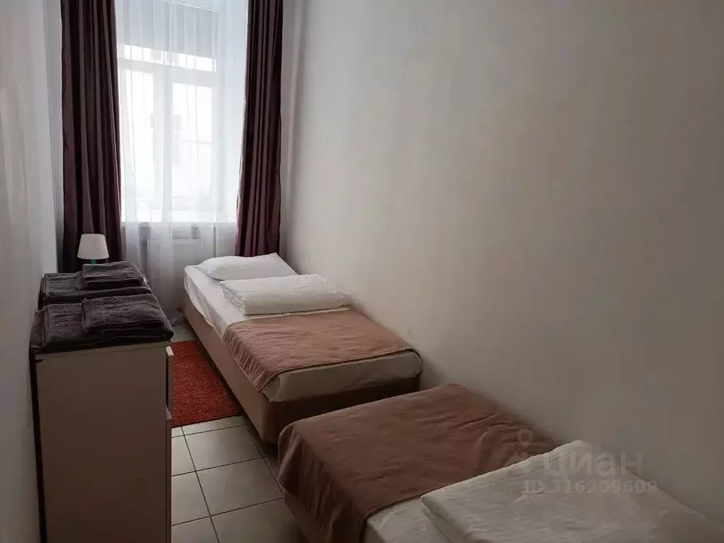 Комната Санкт-Петербург ул. Большая Зеленина, 16б - Фото 0