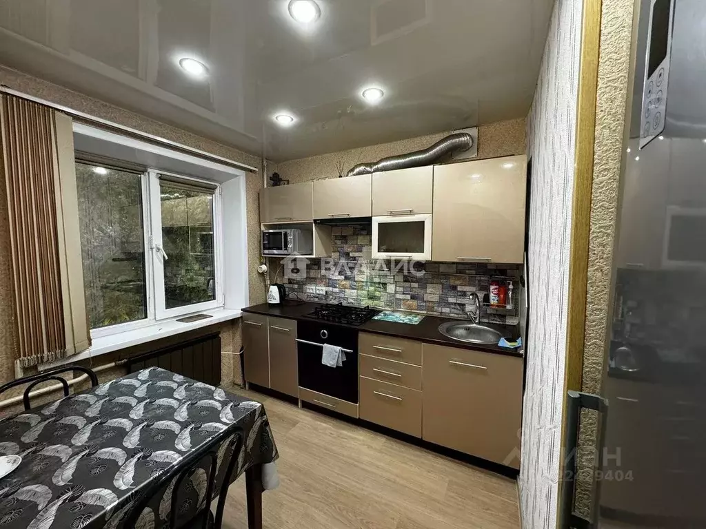 2-к кв. Иркутская область, Ангарск 88-й кв-л, 20 (44.5 м) - Фото 2