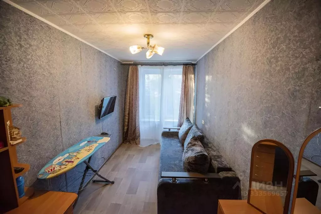 3-к кв. Ленинградская область, Гатчина ул. Киргетова, 8 (55.0 м) - Фото 1