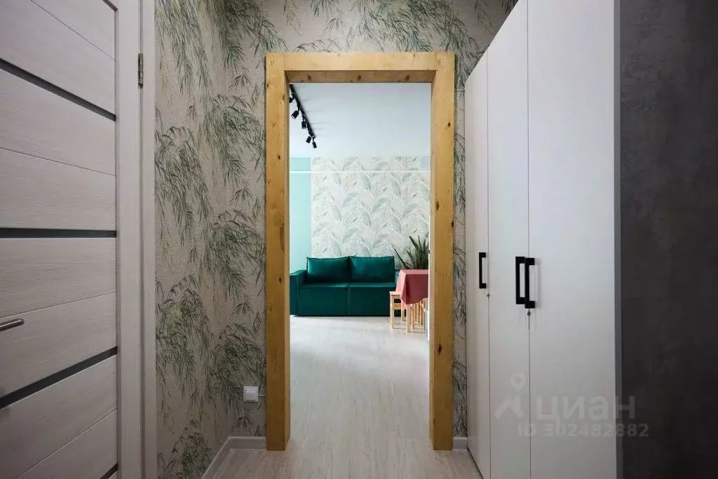 1-к кв. Свердловская область, Екатеринбург ул. Тюльпановая, 5А (45.0 ... - Фото 1