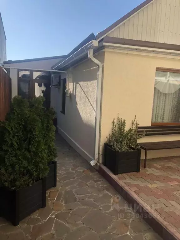 Дом в Краснодарский край, Геленджик ул. Розы Люксембург (75 м) - Фото 2