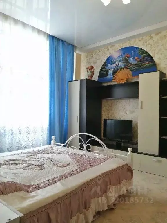 1-к кв. Краснодарский край, Геленджик Крымская ул., 19к5 (50.0 м) - Фото 0