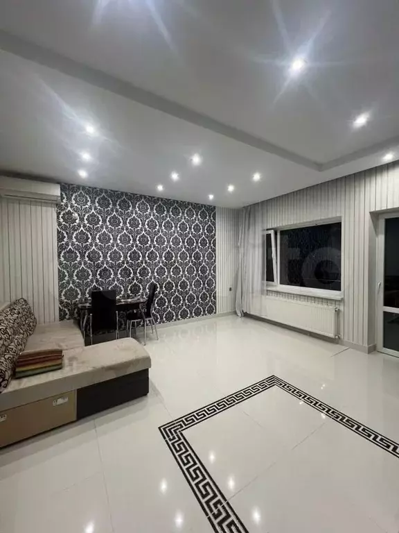 1-к. квартира, 50 м, 2/2 эт. - Фото 1