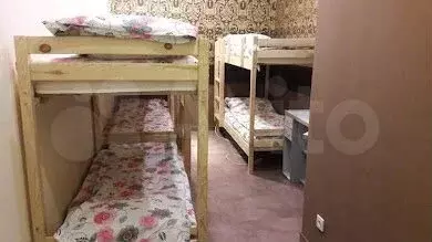 Койко-место 20 м в 2-к., 1/9 эт. - Фото 0