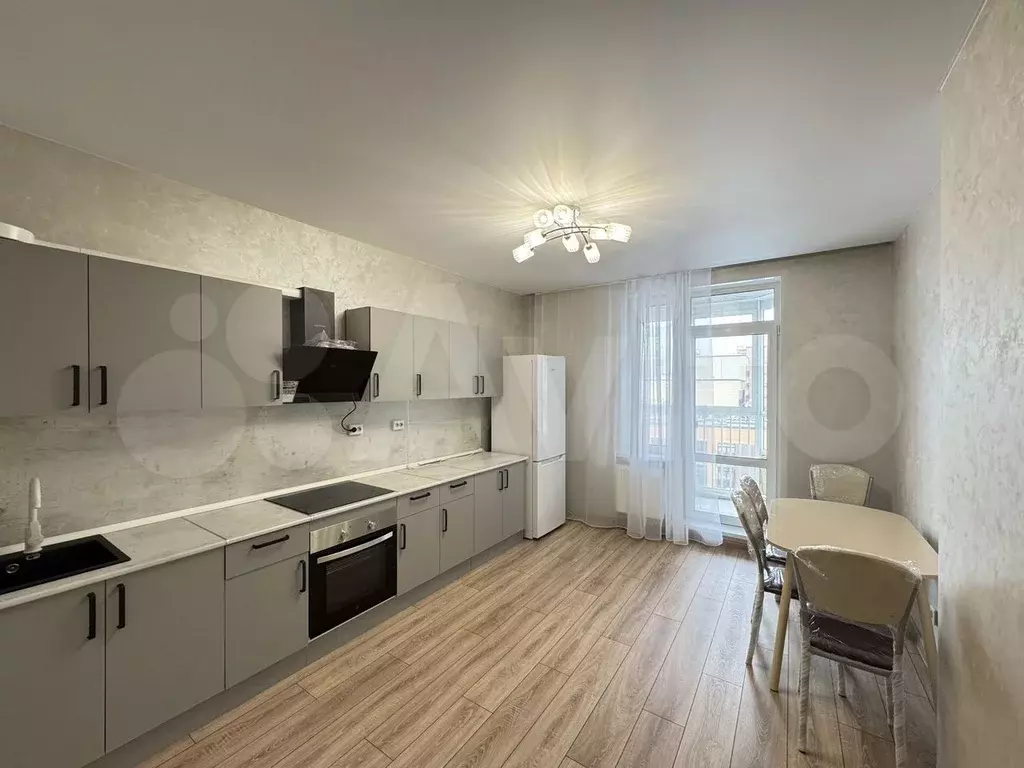 2-к. квартира, 64 м, 7/25 эт. - Фото 1