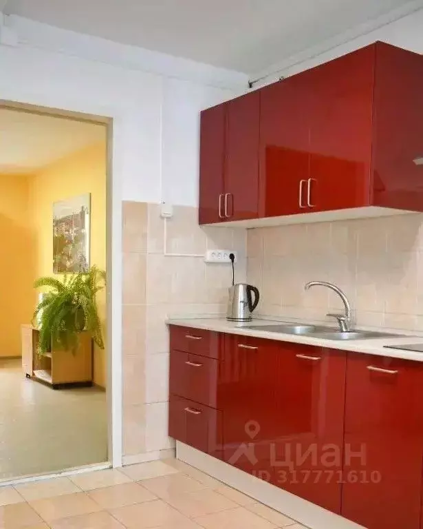Комната Свердловская область, Екатеринбург ул. Крауля, 68 (10.0 м) - Фото 0